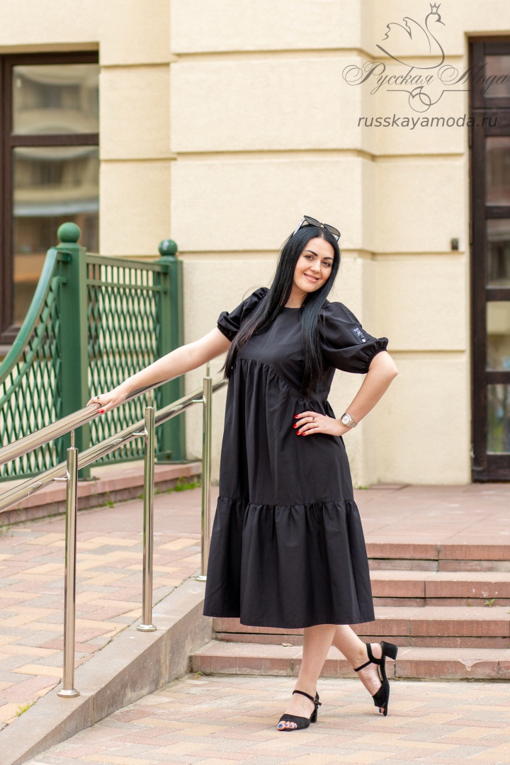 Платье из чёрного хлопка-стрейч, универсальная модель платья для работы и отдыха 

Состав ткани: 78% хлопок, 18% полиэстер, 4% лайкра